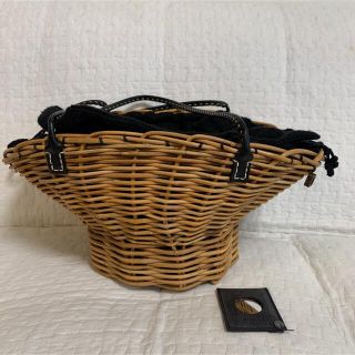 エバゴス のカゴバッグ フォックス アパルトモン アッシュペーフランス