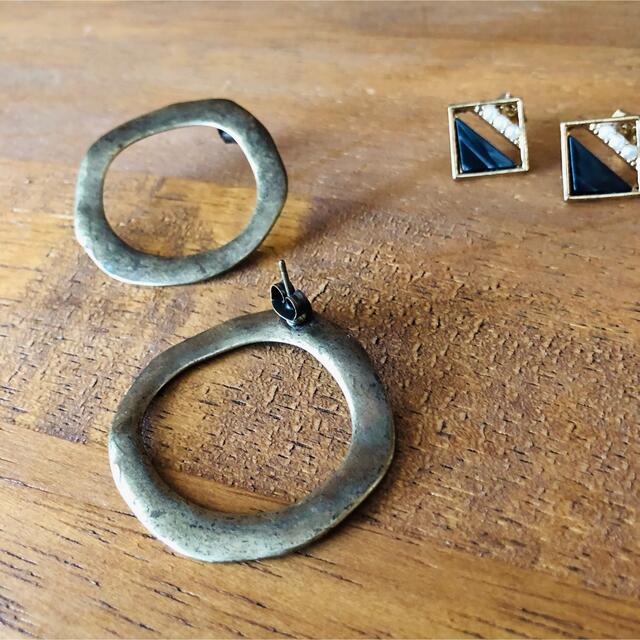 antiqua(アンティカ)のゴールドピアス　3点セット レディースのアクセサリー(ピアス)の商品写真