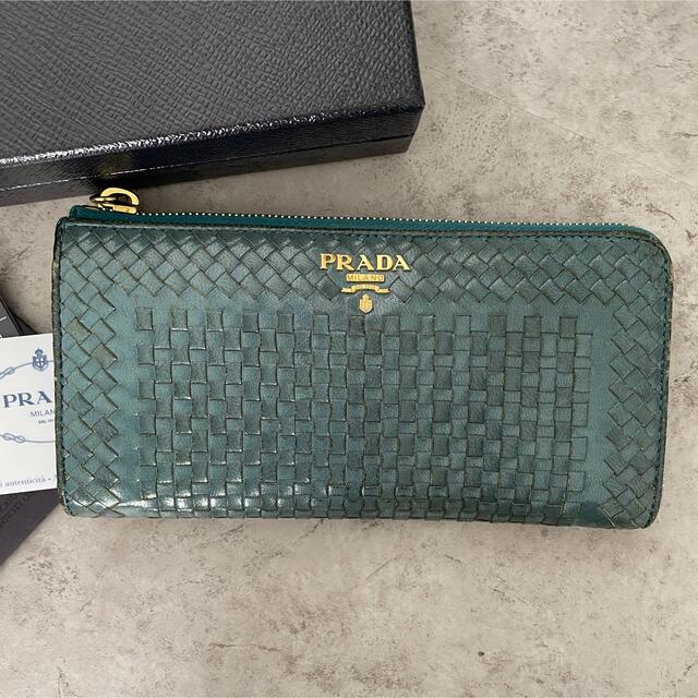 PRADA(プラダ)のPRADA MADRAS マドラス　長財布　L字ファスナー　ブルー　ボヤージュ レディースのファッション小物(財布)の商品写真