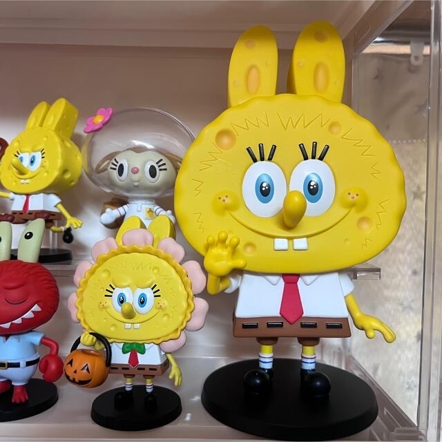 papy様 専用Popmart labubu スポンジボブ7点セット+収納ケースの通販 ...