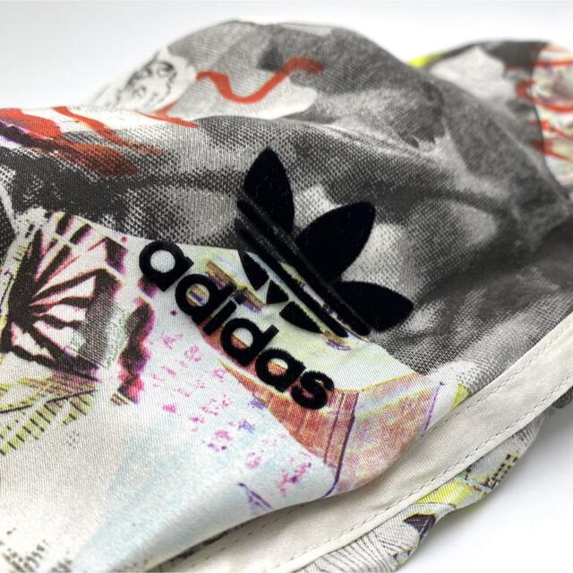 adidas(アディダス)のadidas originals X TOP SHOP プリント トラックパンツ レディースのパンツ(カジュアルパンツ)の商品写真