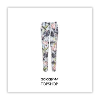 アディダス(adidas)のadidas originals X TOP SHOP プリント トラックパンツ(カジュアルパンツ)