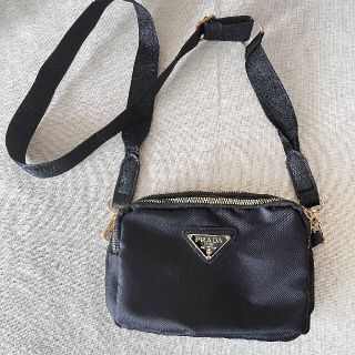 PRADA - 新品未使用 PRADA プラダ ノベルティポーチの通販 by ヒョウ君's shop｜プラダならラクマ