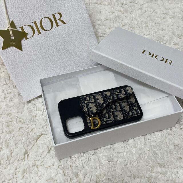 Christian Dior(クリスチャンディオール)のDIOR SADDLE IPHONE 12 & 12 PROケース スマホ/家電/カメラのスマホアクセサリー(iPhoneケース)の商品写真