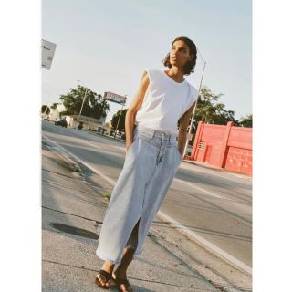 ザラ(ZARA)のZARA ザラ☆ミディ丈 デニムスカート 完売品(その他)