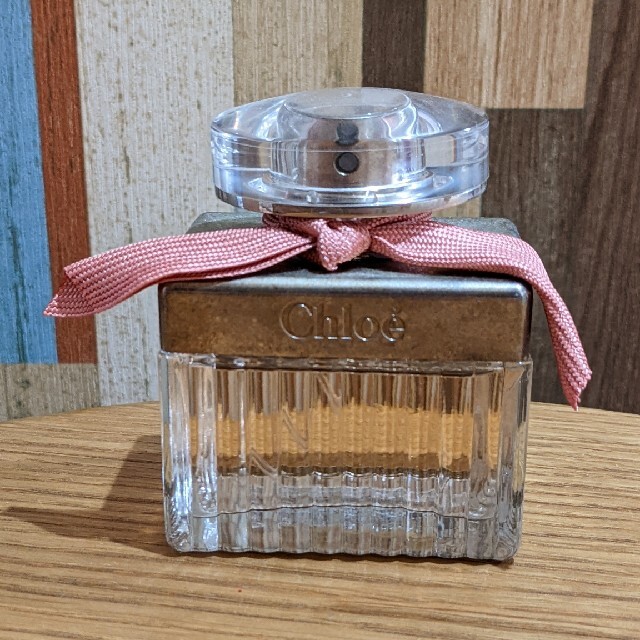 Chloe(クロエ)のクロエ オードトワレ 50ml 香水 コスメ/美容の香水(香水(女性用))の商品写真