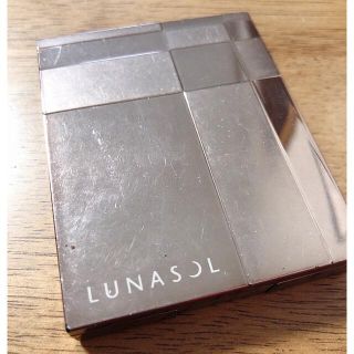 ルナソル(LUNASOL)のLUNASOL スキンモデリングアイズ 01(アイシャドウ)