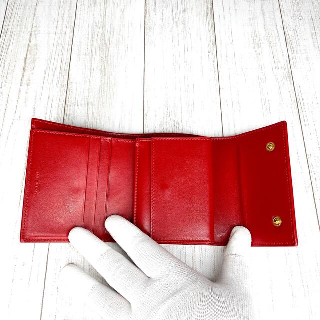 celine(セリーヌ)のCELINE セリーヌ 財布 スモール トリフォールド ウォレット レッド  レディースのファッション小物(財布)の商品写真