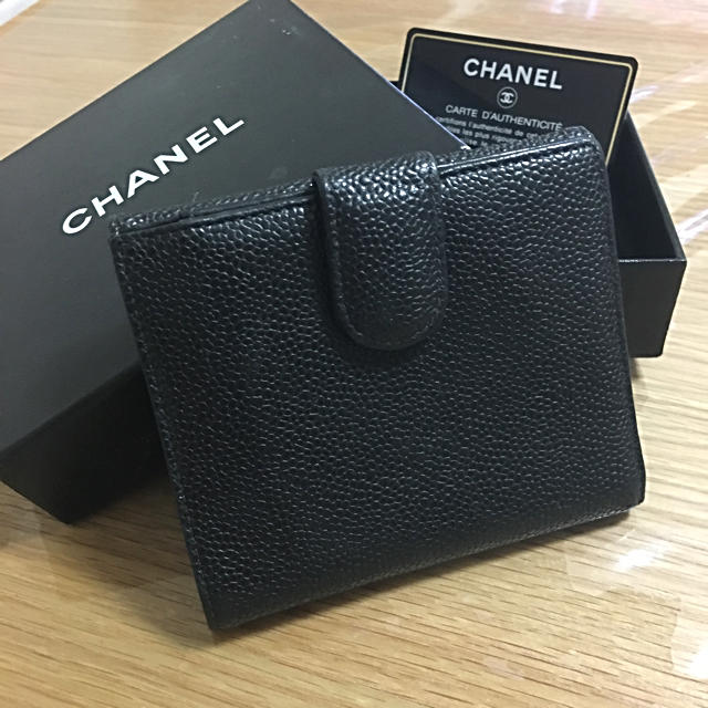 CHANEL(シャネル)の【正規品】シャネル　Ｗホック財布 レディースのファッション小物(財布)の商品写真