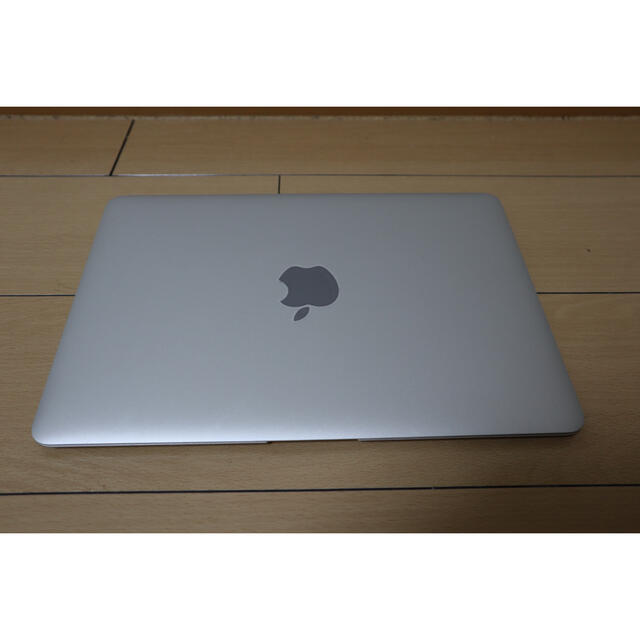 Apple MacBook Air (13インチ, 一世代前のモデル, 8GB