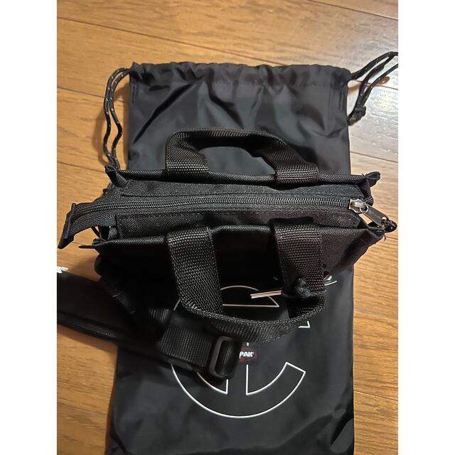 EASTPAK(イーストパック)のeastpak×Telfar shopping bag small black レディースのバッグ(ショルダーバッグ)の商品写真