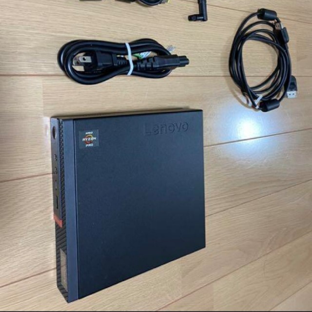 Lenovo(レノボ)のLenovo ThinkCentre M75q-1 Tiny 価格.com限定 スマホ/家電/カメラのPC/タブレット(デスクトップ型PC)の商品写真