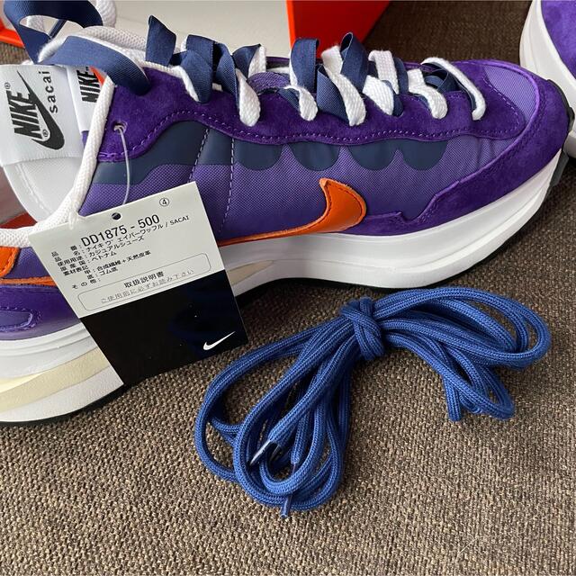 sacai(サカイ)のsacai nike コラボ vapor waffle dark iris 新品 メンズの靴/シューズ(スニーカー)の商品写真