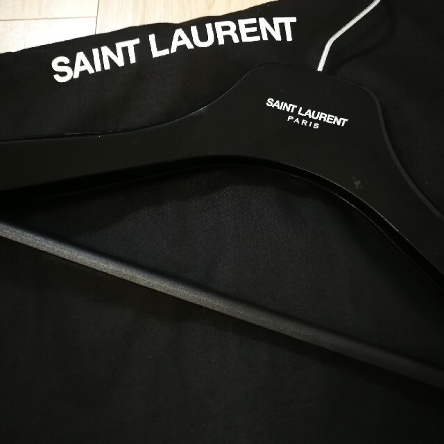 Saint Laurent(サンローラン)のサンローラン　ガーメント、ハンガー インテリア/住まい/日用品の収納家具(押し入れ収納/ハンガー)の商品写真