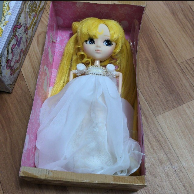 princess serenity Serena プリンセス　セレニティー エンタメ/ホビーのおもちゃ/ぬいぐるみ(キャラクターグッズ)の商品写真