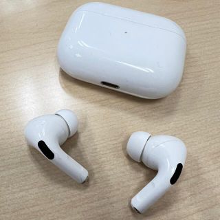 アップル(Apple)の13kさま AirPods Pro アップル純正品 ストアで動作チェック済み(ヘッドフォン/イヤフォン)