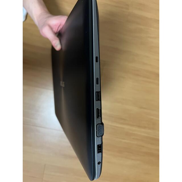 極美品ASUS ノートパソコン VivoBook X556U スマホ/家電/カメラのPC/タブレット(ノートPC)の商品写真