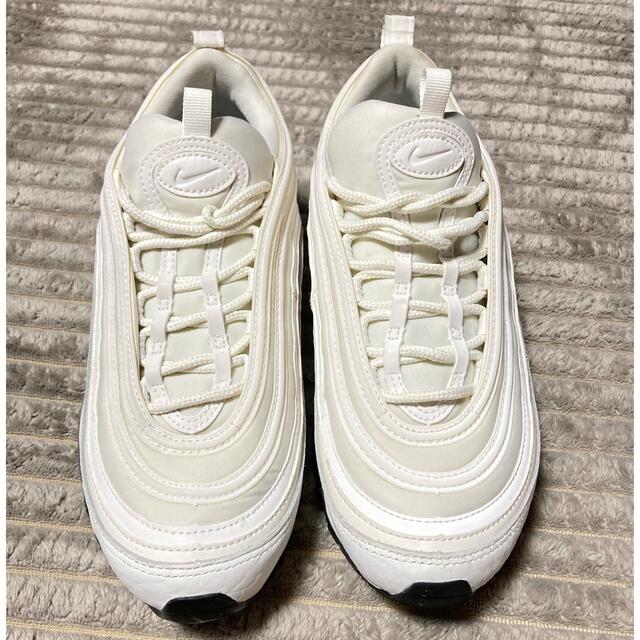 NIKE(ナイキ)の⭐️NIKE ナイキ エア マックス 97 AQ8760-100⭐️ レディースの靴/シューズ(スニーカー)の商品写真