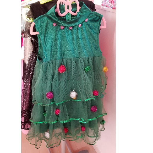 claire's(クレアーズ)のクリスマスツリー　ドレス キッズ/ベビー/マタニティのキッズ服女の子用(90cm~)(ドレス/フォーマル)の商品写真