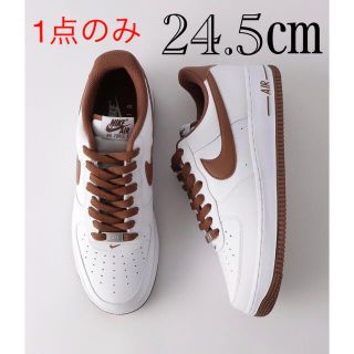 ナイキ(NIKE)の【新品】24.5㎝　NIKE AIR FORCE 1 ’07 ホワイト/ブラウン(スニーカー)