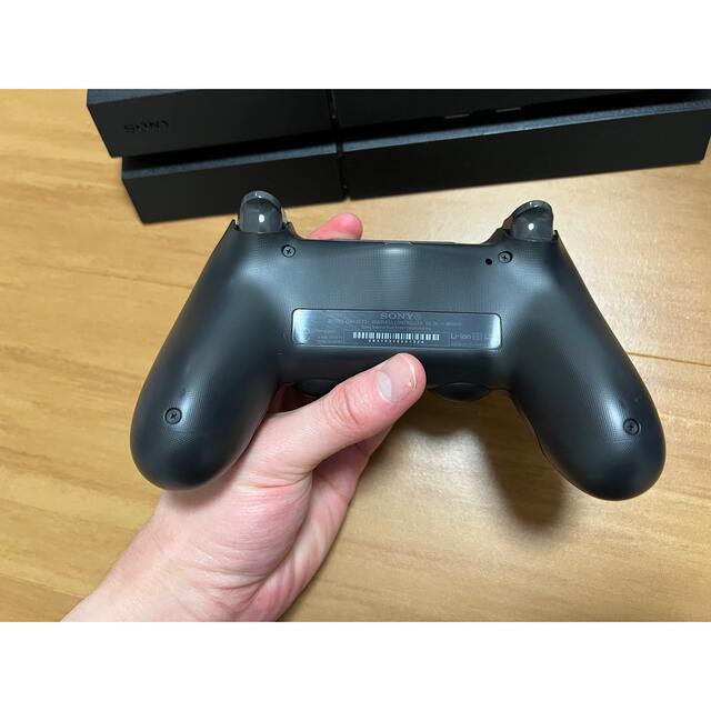 PlayStation4(プレイステーション4)のPlayStation®4 ジェット・ブラック 500GB CUH-1200A… エンタメ/ホビーのゲームソフト/ゲーム機本体(家庭用ゲーム機本体)の商品写真