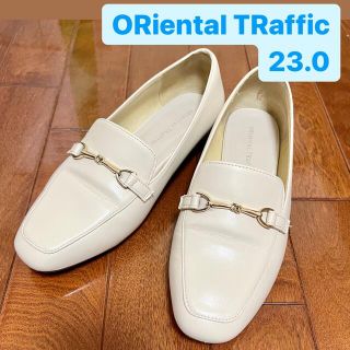 オリエンタルトラフィック(ORiental TRaffic)のローファー　白　オリエンタルトラフィック　23(ローファー/革靴)