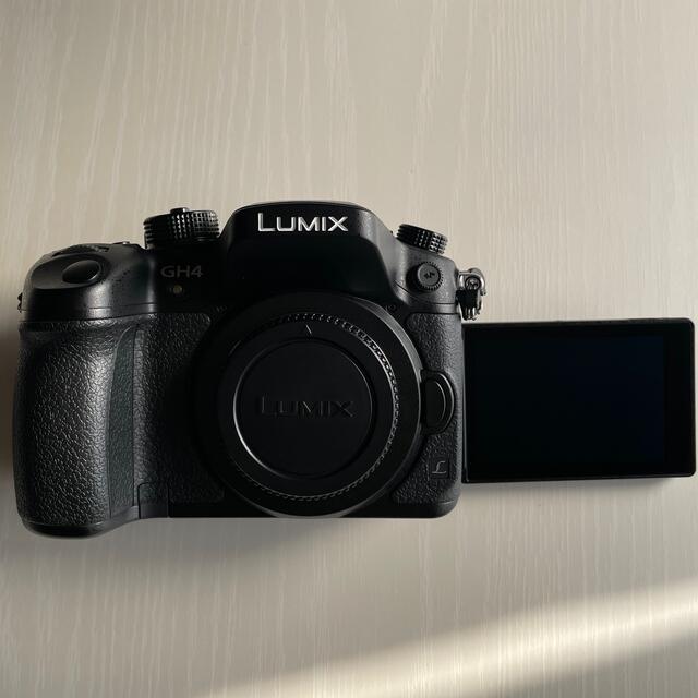 ミラーレス一眼【防湿庫で保管中】Panasonic DMC-GH4-K