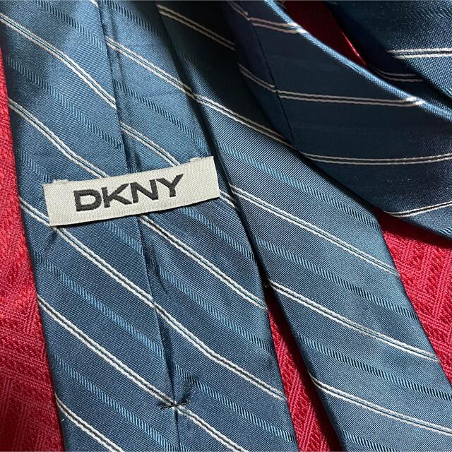 DKNY(ダナキャランニューヨーク)の美品 DKNY ダナキャランニューヨーク ネクタイ 送料無料 メンズのファッション小物(ネクタイ)の商品写真