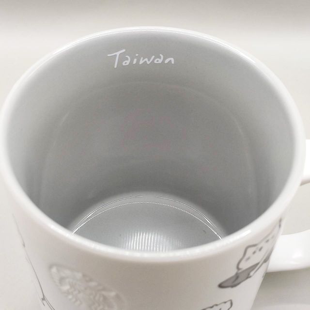 Starbucks Coffee(スターバックスコーヒー)の台湾スターバックス 2022 ペットイラストマグカップ インテリア/住まい/日用品のキッチン/食器(グラス/カップ)の商品写真