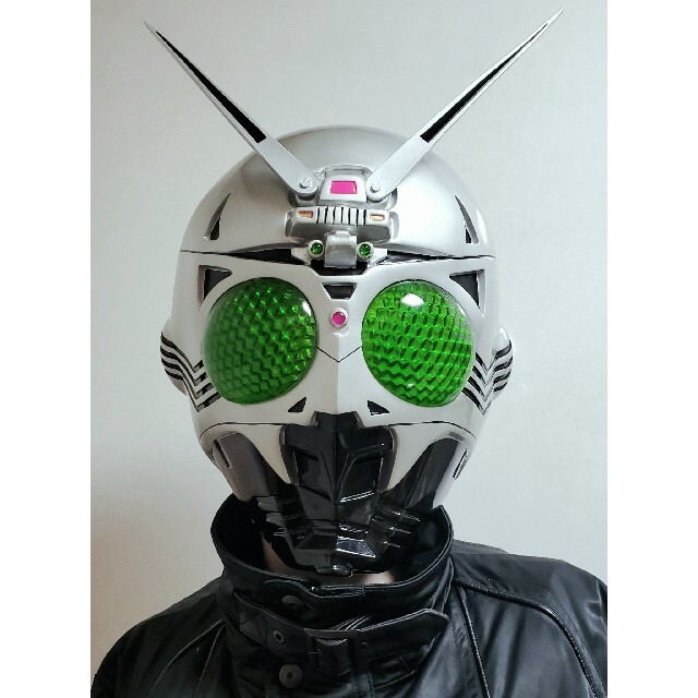 仮面ライダーBLACK】☆装着可能☆『シャドームーン 1/1マスク』発光