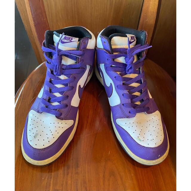 NIKE(ナイキ)のNIKE DUNK HIGH VIRSITY PURPLE 28cm メンズの靴/シューズ(スニーカー)の商品写真