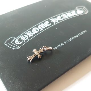 クロムハーツ(Chrome Hearts)の【新品】CHクロスベビーファットチャームwith パヴェダイヤ(ネックレス)