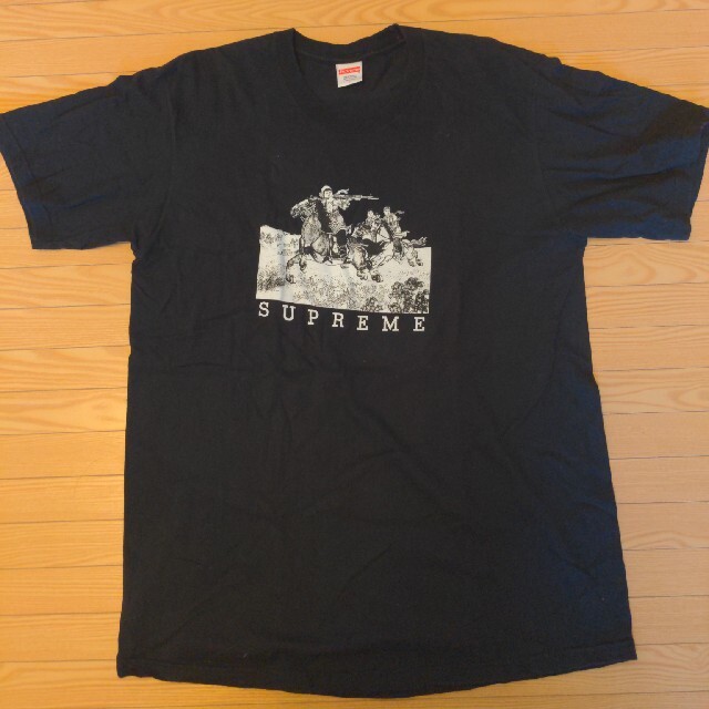 Supreme - Lサイズ supremeTシャツの通販 by 在庫処分処分's shop ...