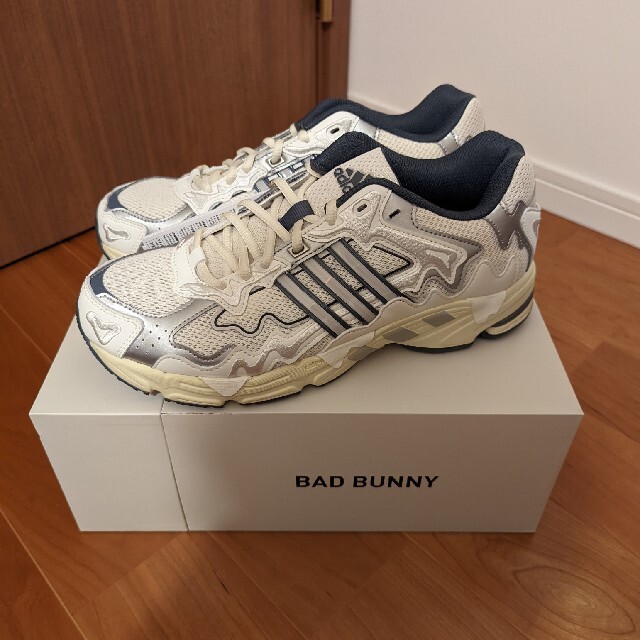 新品未使用 adidas バッドバニー Response CL