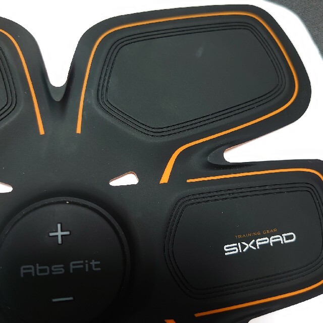 SIXPAD(シックスパッド)のSIXPAD シックスパッド アブズフィット 正規品 スポーツ/アウトドアのトレーニング/エクササイズ(トレーニング用品)の商品写真