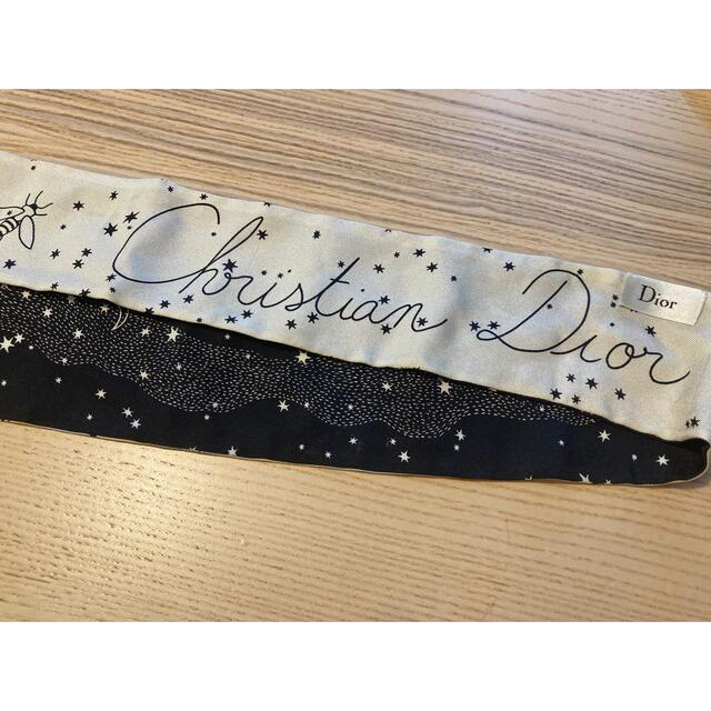 Christian Dior(クリスチャンディオール)のChristian Dior ミッツァ ツイリー 星座 レディースのファッション小物(バンダナ/スカーフ)の商品写真