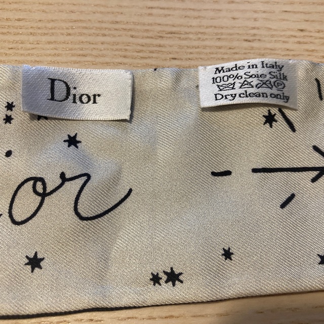 Christian Dior(クリスチャンディオール)のChristian Dior ミッツァ ツイリー 星座 レディースのファッション小物(バンダナ/スカーフ)の商品写真