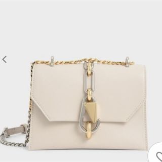 チャールズアンドキース(Charles and Keith)のCHARLES & KEITH ショルダーバッグ バッグ メタリックアクセント(ショルダーバッグ)