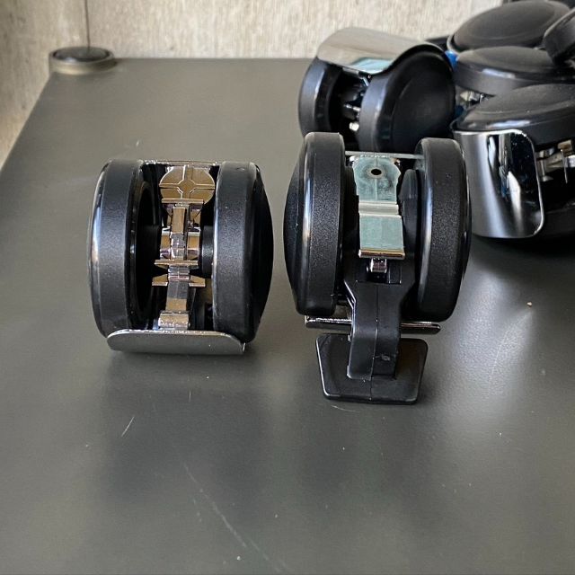 □ストッパー 工具付き USMハラー Haller キャスター 4個セット 車輪 □ストッパー 工具付き USMハラー Haller キャスター 4個セット 車輪