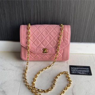 シャネル(CHANEL)のCHANEL シャネル ダイアナ　フラップショルダーバッグ(ショルダーバッグ)