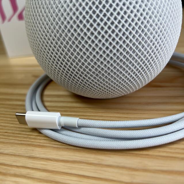 Apple(アップル)のAPPLE HomePod mini/ホワイト　2021年11月交換品 スマホ/家電/カメラのオーディオ機器(スピーカー)の商品写真