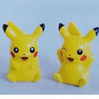 ポケモン(ポケモン)の海外ポケモンセンター　ピカチュウ　シェーカー(容器)