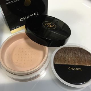 シャネル(CHANEL)の【未使用！】シャネル まさにゴールド！ ソレイユ タン プードゥル (フェイスパウダー)