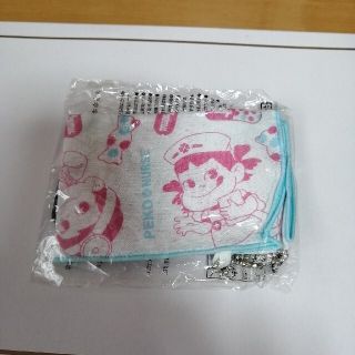 フジヤ(不二家)の不二家ペコちゃん☆14. ガーゼハンカチ(キャラクターグッズ)