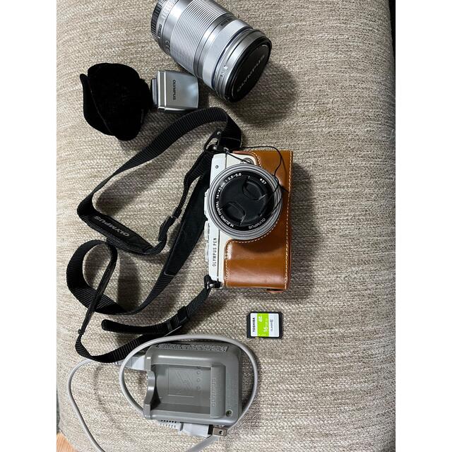 OLYMPUS(オリンパス)のOLYMPUS E−PL7 E-PL7 WHITE望遠レンズセット スマホ/家電/カメラのカメラ(ミラーレス一眼)の商品写真