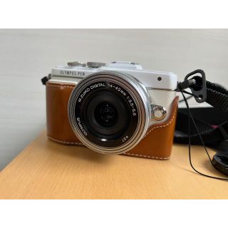 オリンパス(OLYMPUS)のOLYMPUS E−PL7 E-PL7 WHITE望遠レンズセット(ミラーレス一眼)