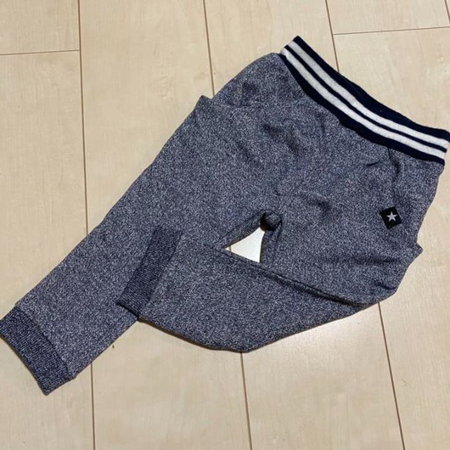 スウェットパンツ 長ズボン パンツ 秋冬 グレー 90cm キッズ/ベビー/マタニティのキッズ服男の子用(90cm~)(パンツ/スパッツ)の商品写真