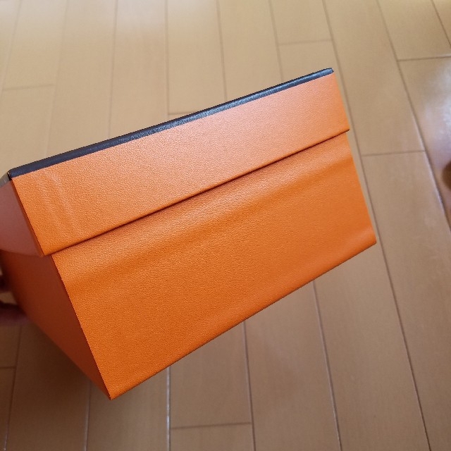 Hermes(エルメス)のHERMES オアジス 36.5 ゴールド 36 1/2 サンダル エルメス レディースの靴/シューズ(サンダル)の商品写真