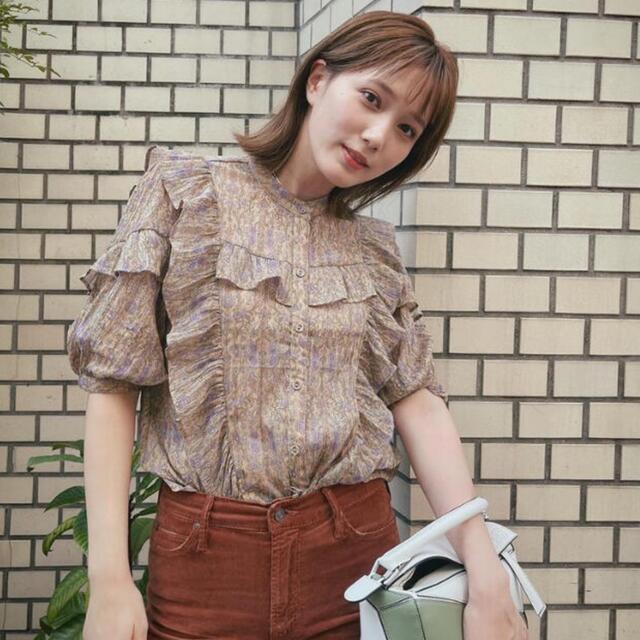 moussy(マウジー)のmoussy SHEER FLOWER RUFFLE BLOUSE レディースのトップス(シャツ/ブラウス(長袖/七分))の商品写真