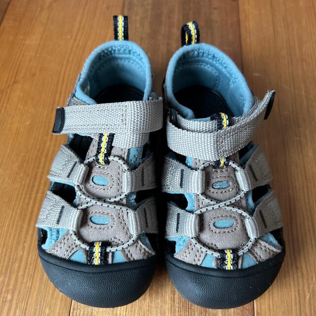 KEEN(キーン)のlala様ご専用 キッズ/ベビー/マタニティのベビー靴/シューズ(~14cm)(サンダル)の商品写真